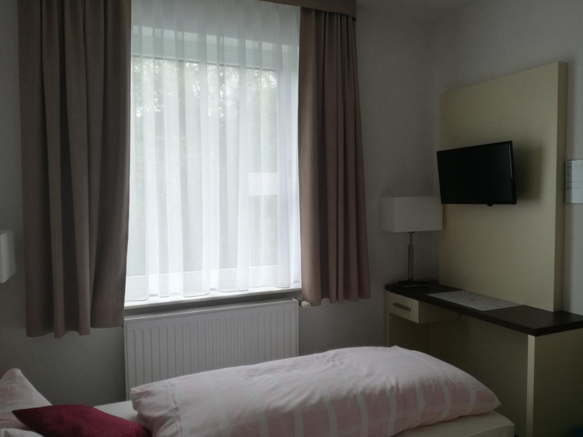 Zeesener Gasthof Hotel Königs Wusterhausen Екстериор снимка